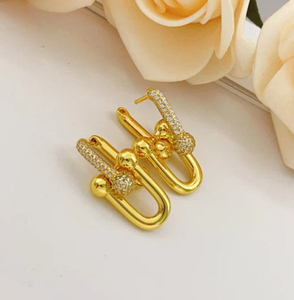 [Sprite Jewelry]TF HORSESHOE BUCKLE DIAMOND EARRINGS