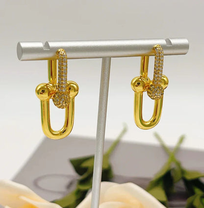 [Sprite Jewelry]TF HORSESHOE BUCKLE DIAMOND EARRINGS