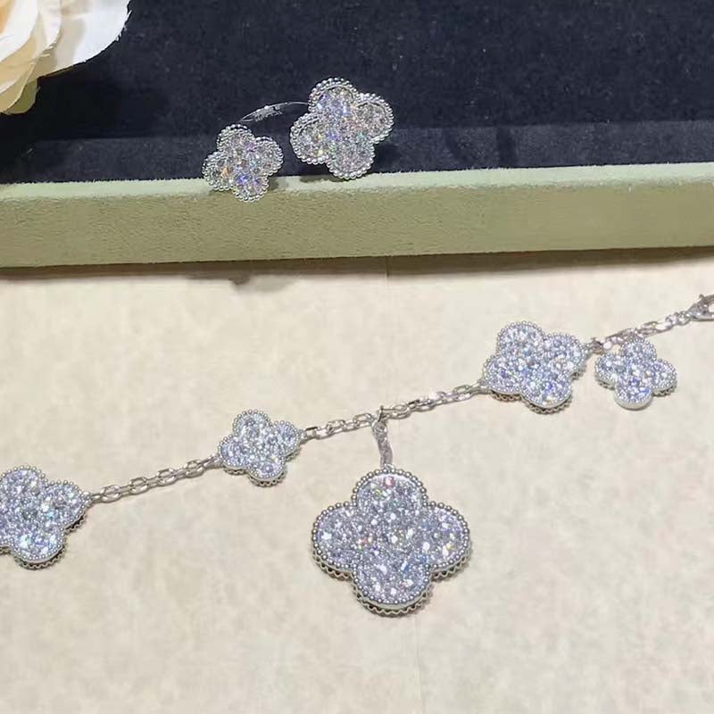 ¡®Sprite Jewelry¡¯CLOVER 6 MOTIFS SILVER DIAMOND BRACELET