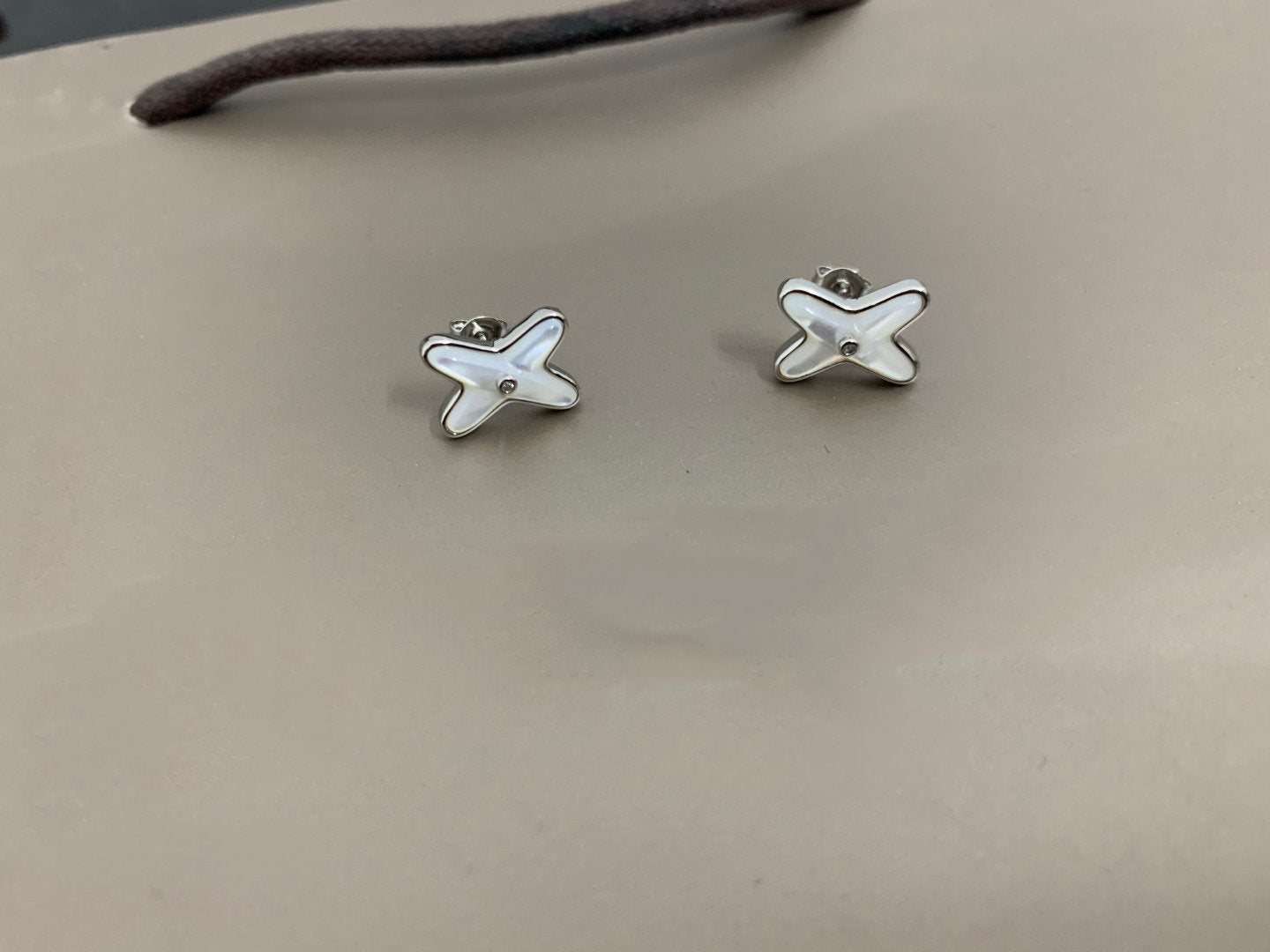 ¡®Sprite Jewelry¡¯JEUX DE WHITE MOP SILVER DIAMOND EARRINGS