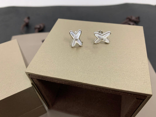 ¡®Sprite Jewelry¡¯JEUX DE WHITE MOP SILVER DIAMOND EARRINGS