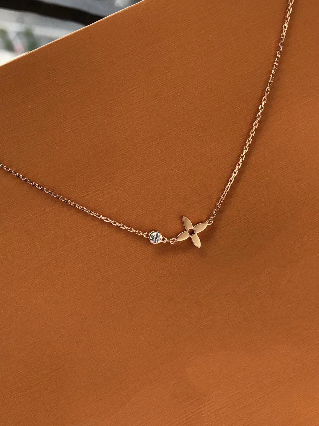 ¡®Sprite Jewelry¡¯BLOSSOM PENDANT PINK GOLD AND DIAMOND