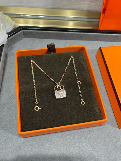 ¡®Sprite Jewelry¡¯H CIRCE MOISSANITE PENDANT NECKLACE GOLD