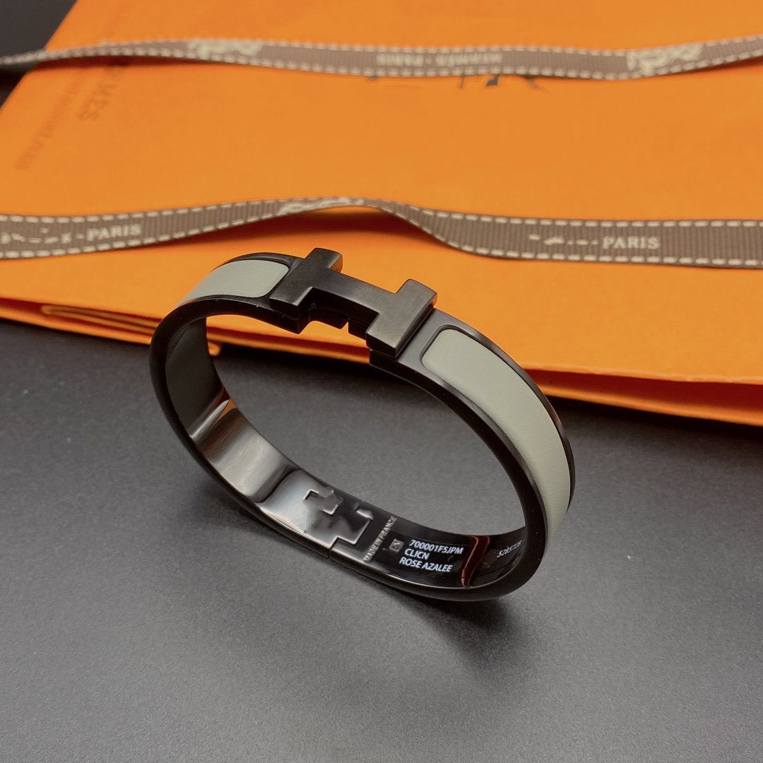 ¡®Sprite Jewelry¡¯CLIC HM SO BLACK GREY BRACELET