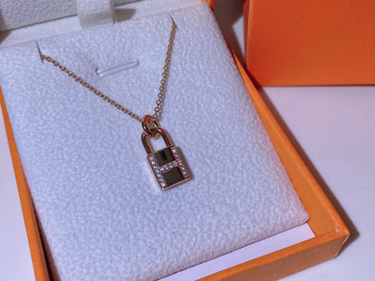 ¡®Sprite Jewelry¡¯HM ADVANCED NICHE LOCK HEAD NECKLACE DIAMONDS