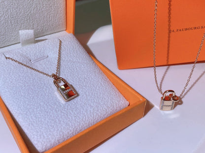 ¡®Sprite Jewelry¡¯HM ADVANCED NICHE LOCK HEAD NECKLACE DIAMONDS