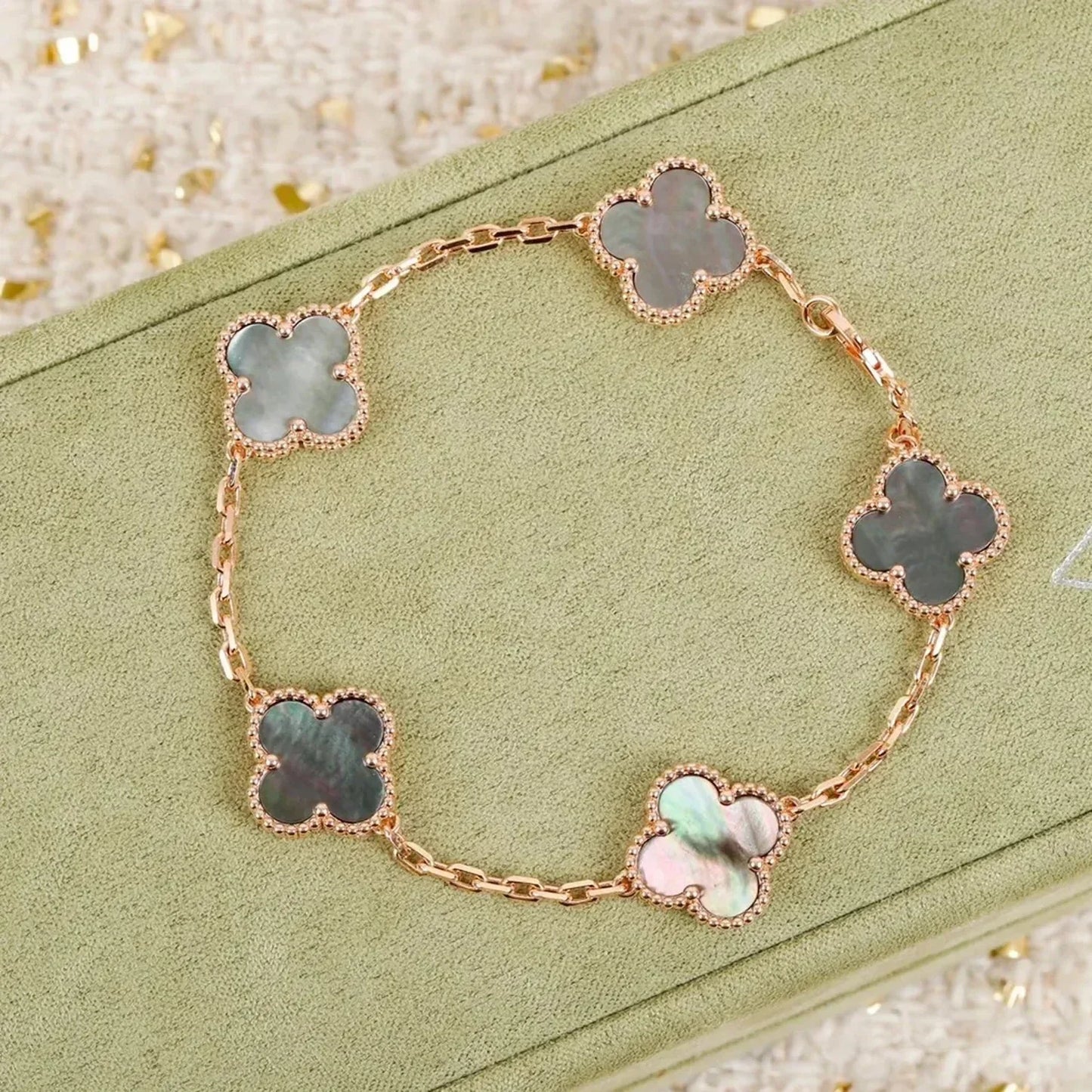 [Sprite Jewelry]New CLOVER 5 MOTIF GRAY MOP BRACELET COLLECTION