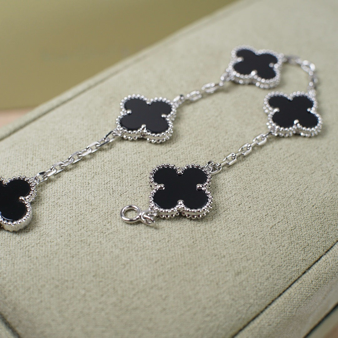 [Sprite Jewelry]New CLOVER 5 MOTIF ONYXS BRACELET COLLECTION