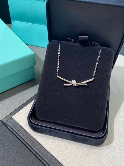 [Sprite Jewelry]T House Diamond-Studded Knot Necklace