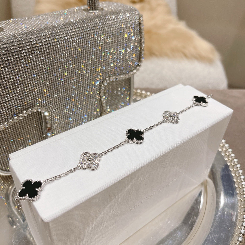 [Sprite Jewelry]New CLOVER 5 MOTIF ONYXS BRACELET COLLECTION