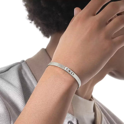 [Sprite Jewelry]Move Noa Ciselé half pavé bangle