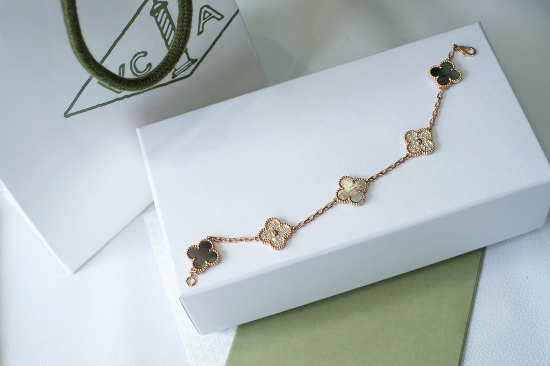 [Sprite Jewelry]New CLOVER 5 MOTIF GRAY MOP BRACELET COLLECTION