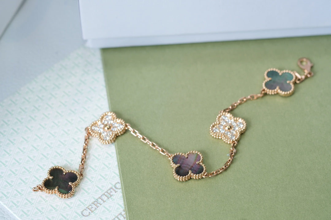 [Sprite Jewelry]New CLOVER 5 MOTIF GRAY MOP BRACELET COLLECTION