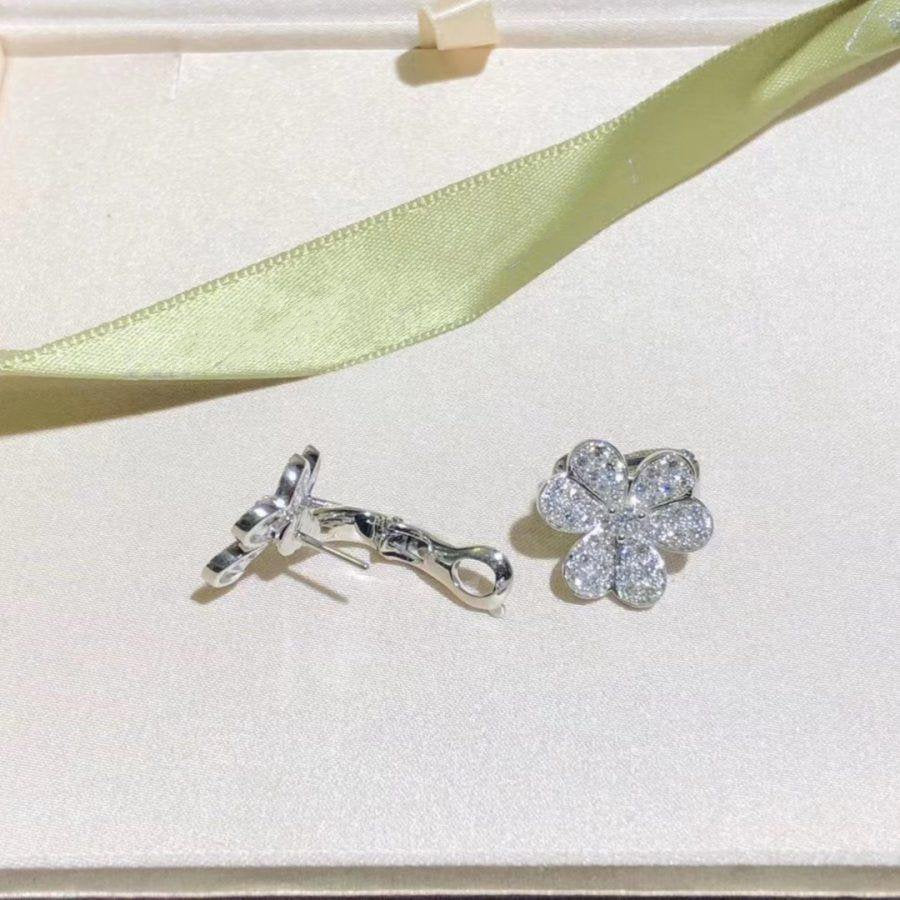 ¡®Sprite Jewelry¡¯FRIVOLE SILVER FLOWER DIAMOND EARRINGS