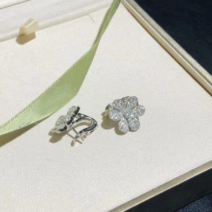 ¡®Sprite Jewelry¡¯FRIVOLE SILVER FLOWER DIAMOND EARRINGS