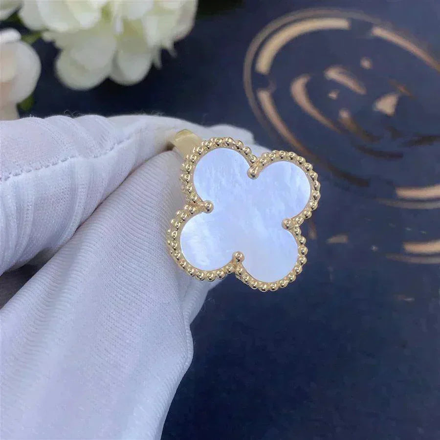 ¡®Sprite Jewelry¡¯CLOVER WHITE MOP RING