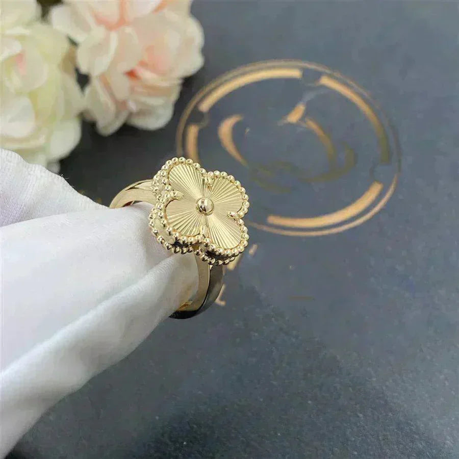 ¡®Sprite Jewelry¡¯CLOVER GOLD RING