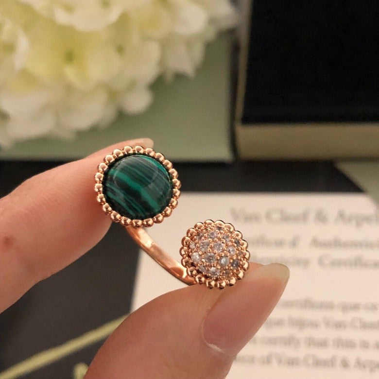¡®Sprite Jewelry¡¯PERLEE COULEURS DIAMOND ROSE GOLD BETWEEN THE FINGER RING