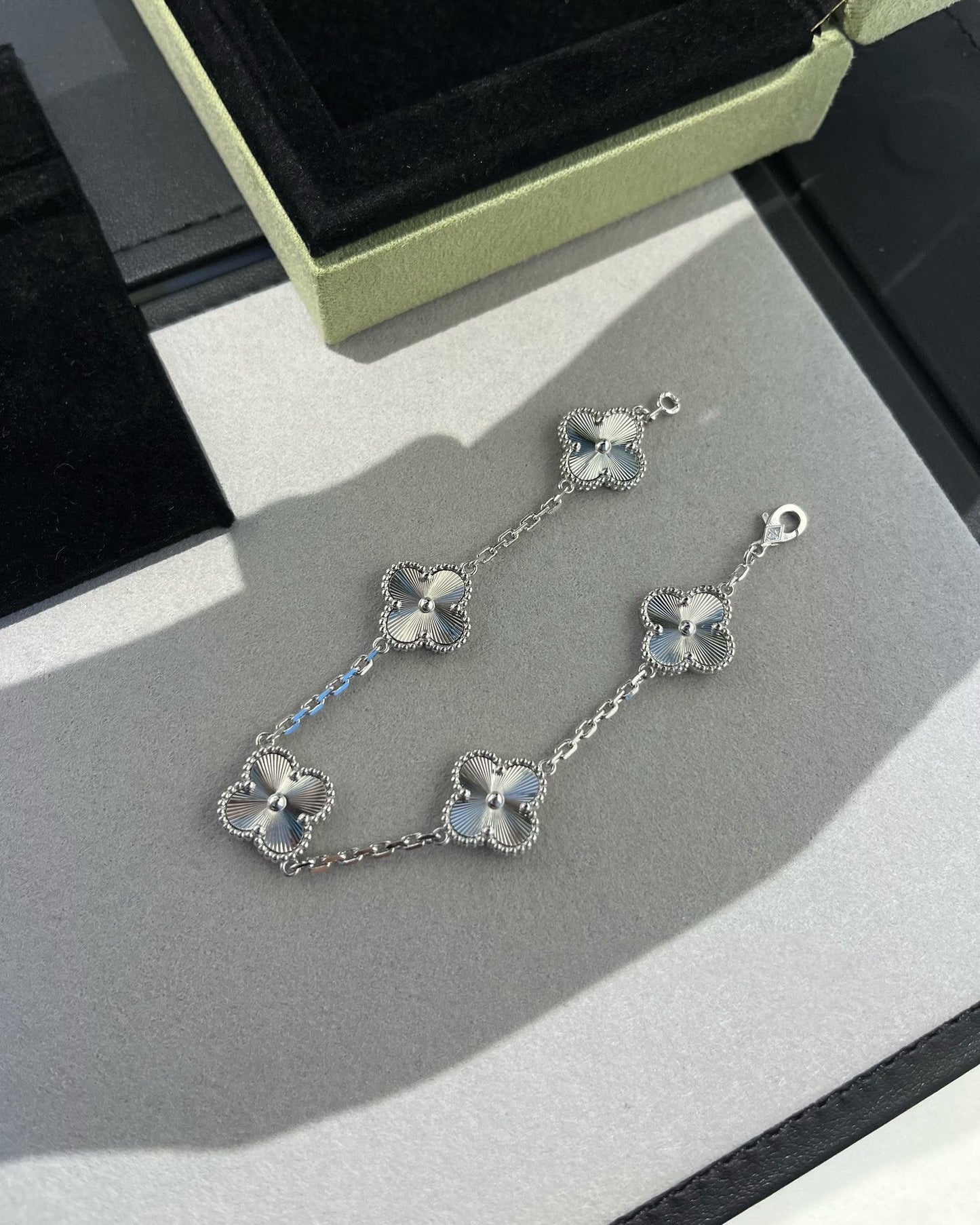 [Sprite Jewelry]New  CLOVER 5 MOTIF LASER BRACELET COLLECTION